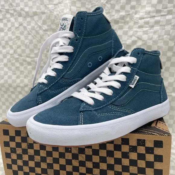 Vans WMNS The Lizzie
Teal Sneakers 
VN0A4BX1TEA
 High-Tops with White Accents - Picture 4 of 16